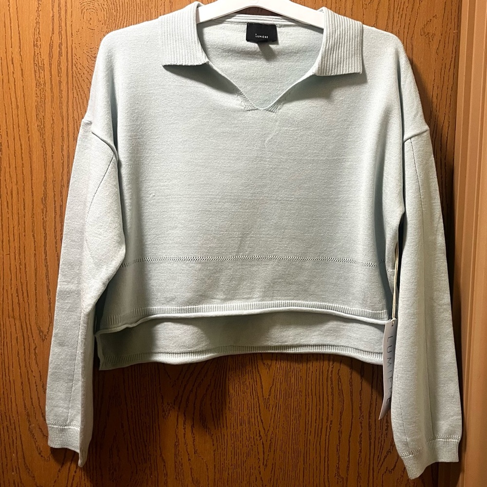 Lumiere Soft green V-Neck Sweater